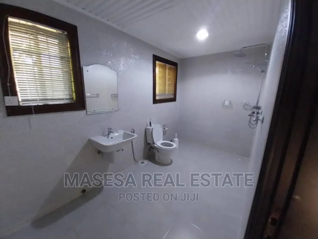 3bdrm House in Masaki for rent