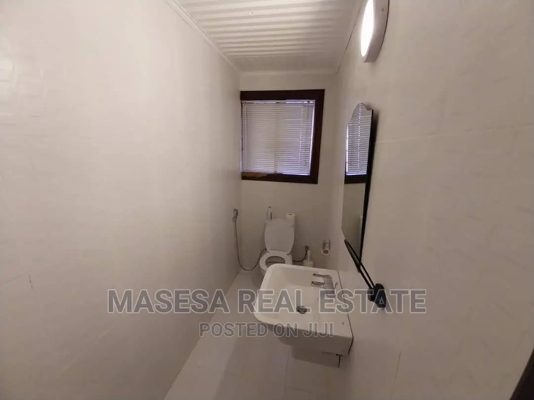 3bdrm House in Masaki for rent