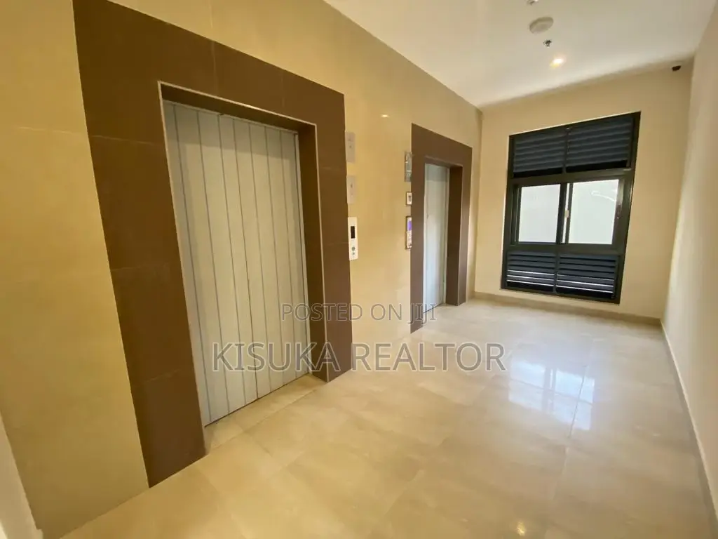 3bdrm Apartment in Morocco Square, Mikocheni for sale