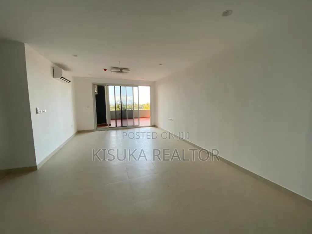 3bdrm Apartment in Morocco Square, Mikocheni for sale