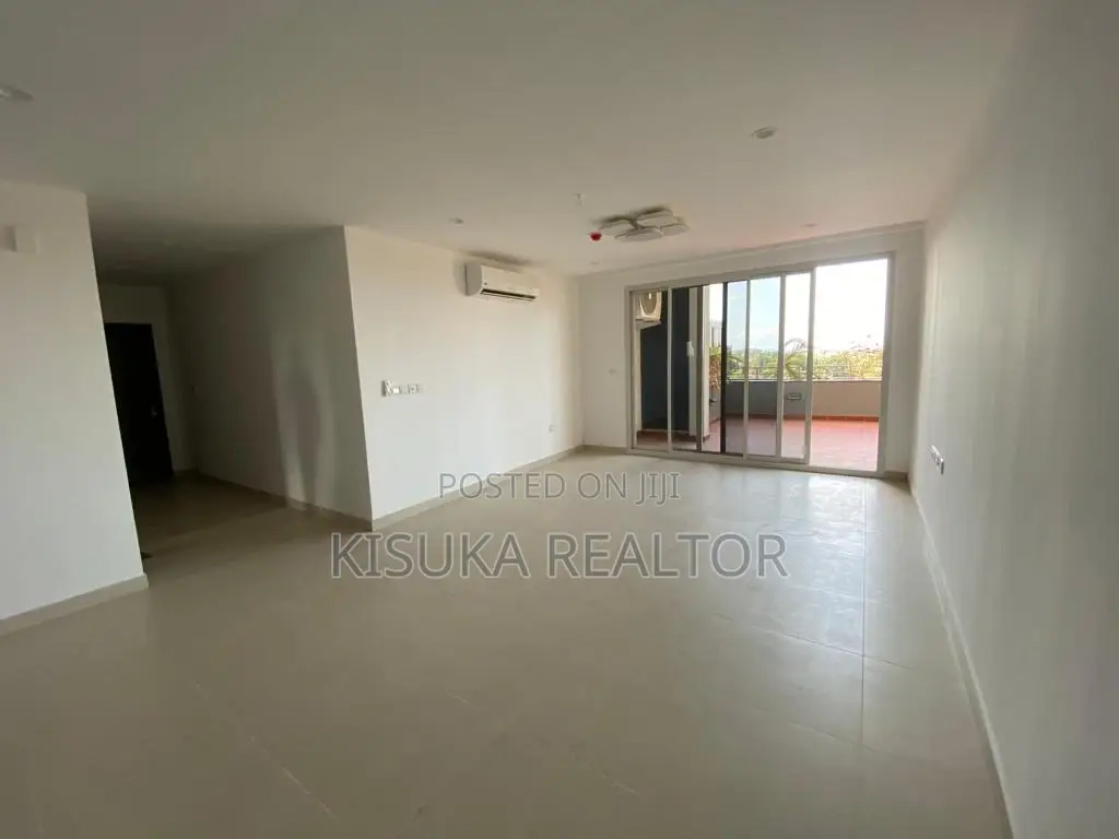 3bdrm Apartment in Morocco Square, Mikocheni for sale