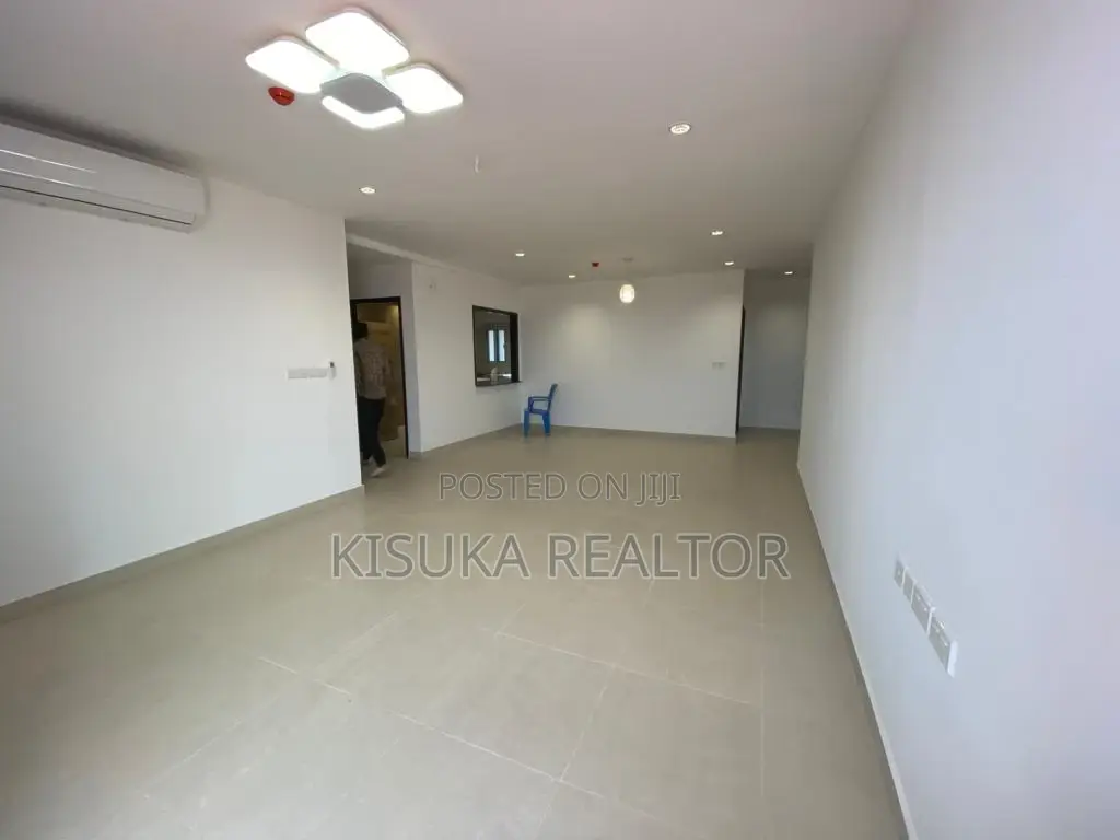 3bdrm Apartment in Morocco Square, Mikocheni for sale