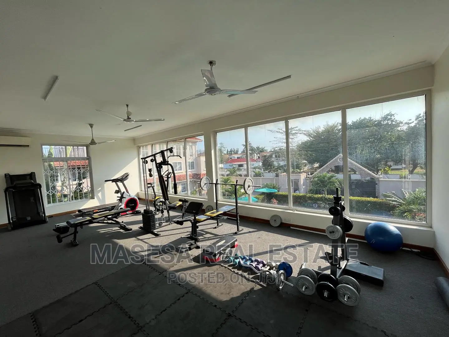 Furnished 4bdrm Villa in Masaki for rent