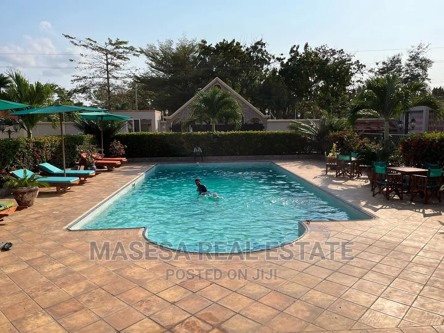 Furnished 4bdrm Villa in Masaki for rent