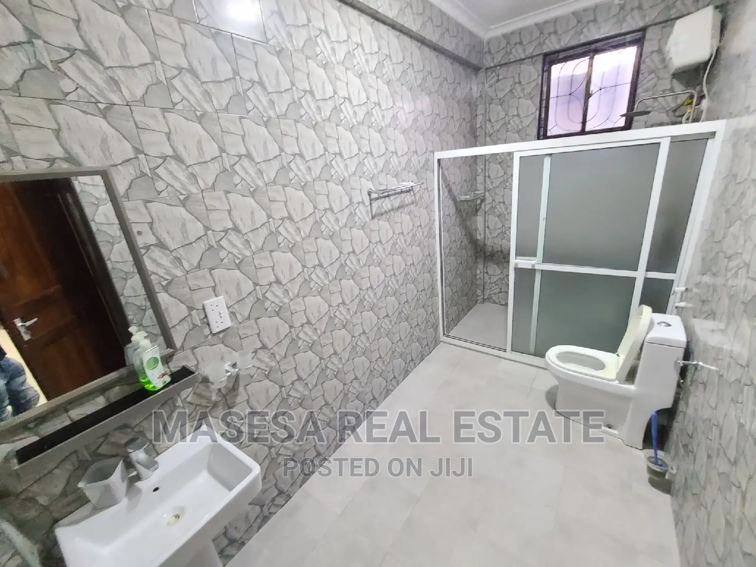 Furnished 2bdrm Apartment in Msasani for rent