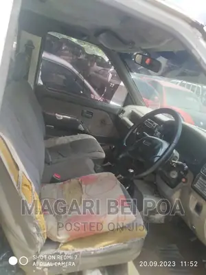 Isuzu KB 2001 White