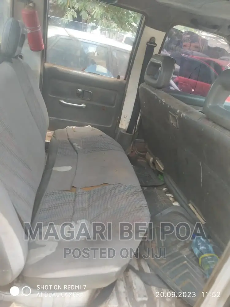 Isuzu KB 2001 White