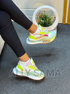 Womens Sneakers