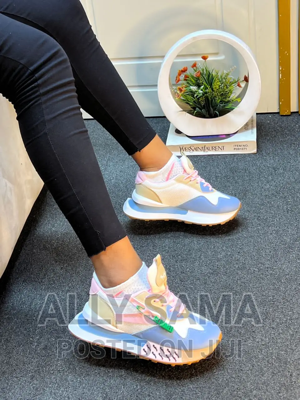Womens Sneakers