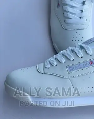 Reebok Sneakers White