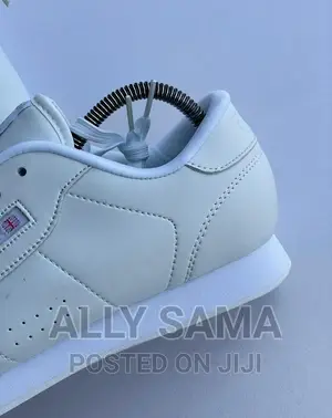 Reebok Sneakers White