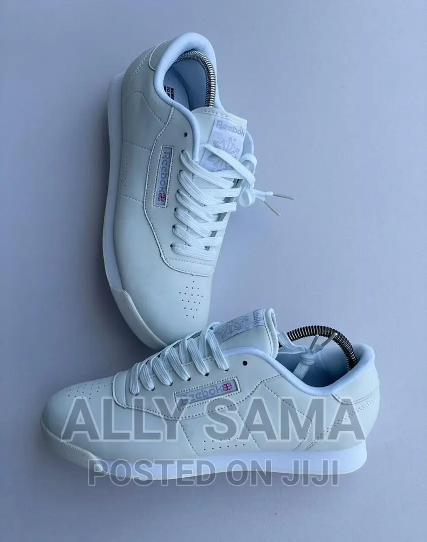 Reebok Sneakers White