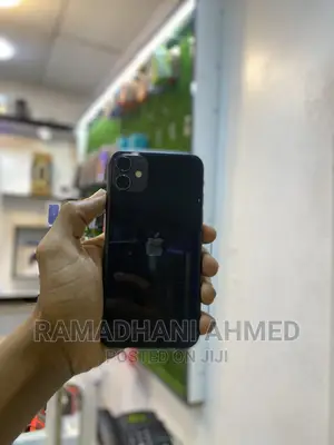 Apple iPhone 11 64 GB Black
