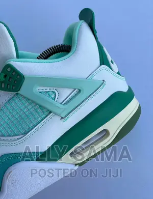 Air Jordan Sneakers