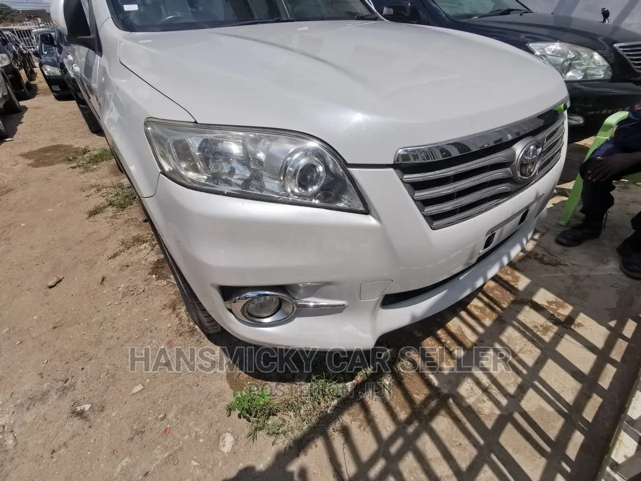 Toyota Vanguard 2010 White