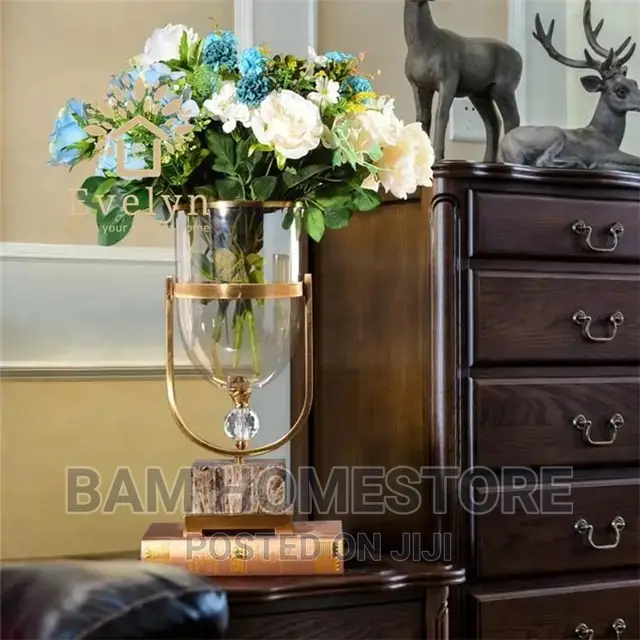 Candle and Decor Luxury Holder