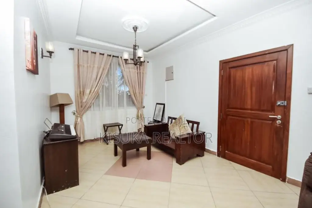 Short Stays 3 Bedroom Apartment for Rent $130 Per Day
