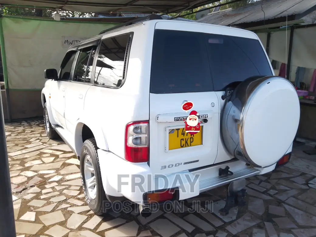 Nissan Patrol 2008 White
