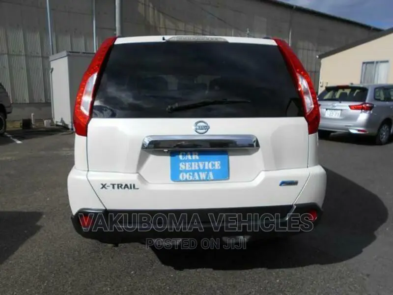 Nissan X-Trail 2010 Pearl