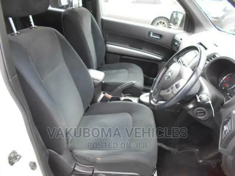 Nissan X-Trail 2010 Pearl