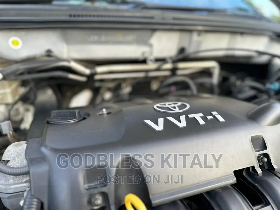 Toyota Corolla RunX 2005 Silver
