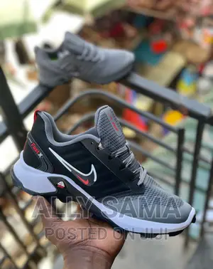 Nike Fast X Sneakers