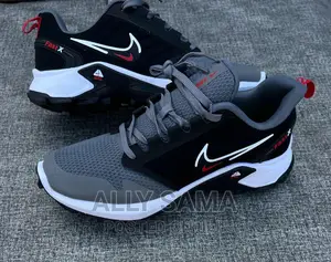 Nike Fast X Sneakers