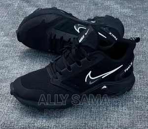 Nike Fastx Sneakers