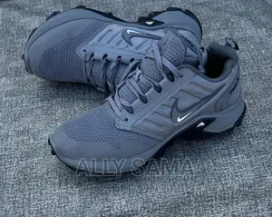 Nike.Fastx Sneakers