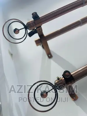 Chuma Za Pazia