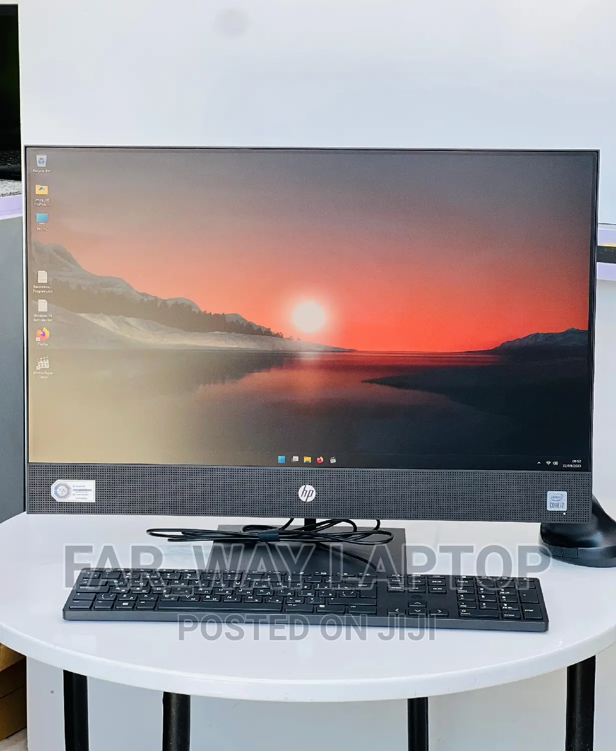 New Desktop Computer HP AiO 27 8GB Intel Core I7 SSD 512GB