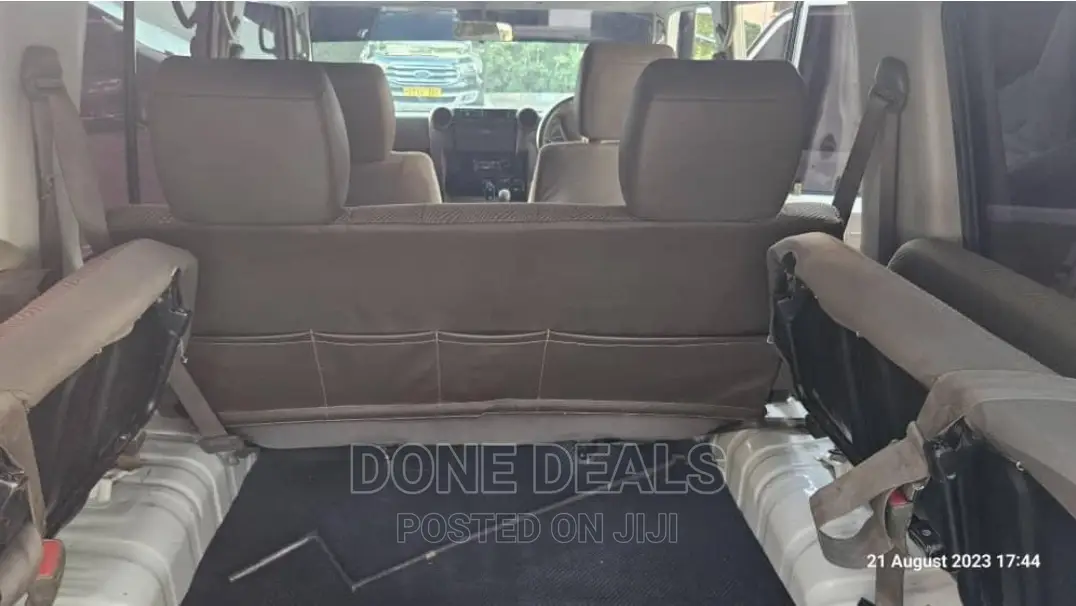 Toyota Land Cruiser 2014 White