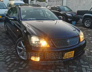 Toyota Crown 2004 Black