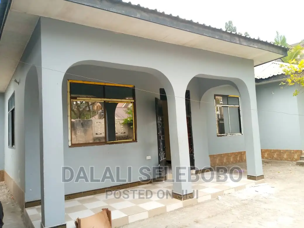 3bdrm Bungalow in Kimara Temboni for rent