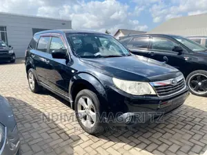 Subaru Forester 2010 Black