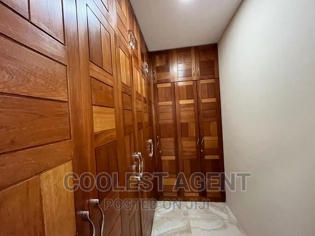 Furnished 3bdrm Villa in France Embassy, Kinondoni for rent