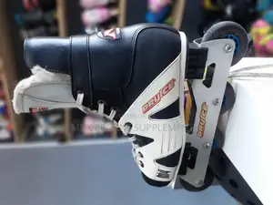 Motiv Sports Dry Ice M2 Inline Hockey Skates 10 Men's
