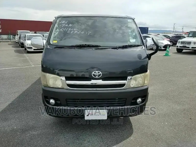 Toyota HiAce 2007 Grey