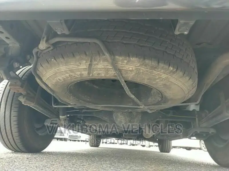Toyota HiAce 2007 Grey
