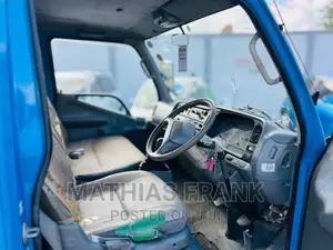 Mitsubishi Canter 1997 Blue