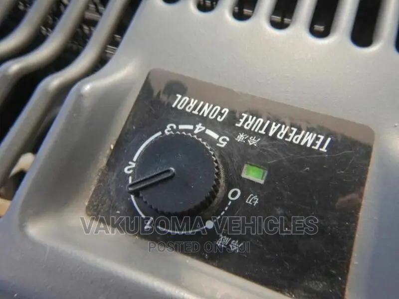 Mitsubishi Fuso Rosa 2000 Blue