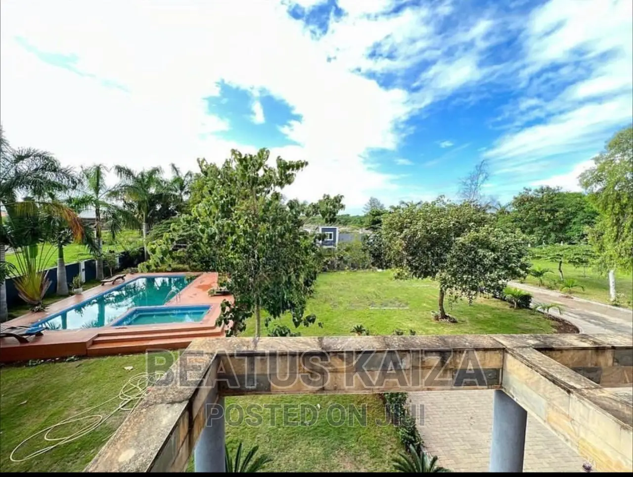5bdrm Block of Flats in Mbezi Beach for rent