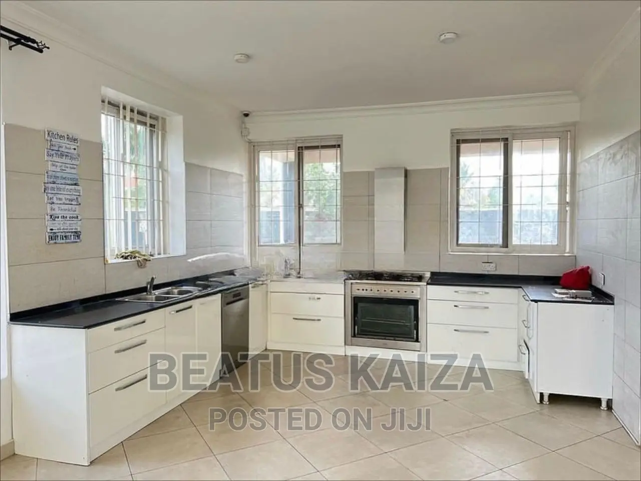 5bdrm Block of Flats in Mbezi Beach for rent