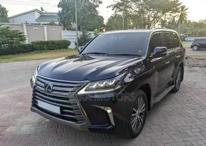 Lexus LX 570 AWD 2017 Black