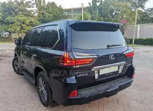 Lexus LX 570 AWD 2017 Black