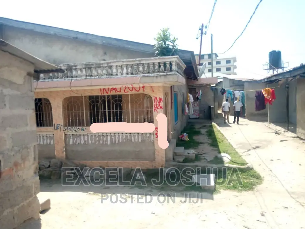 6bdrm House in Excela Joshua, Kinondoni for sale