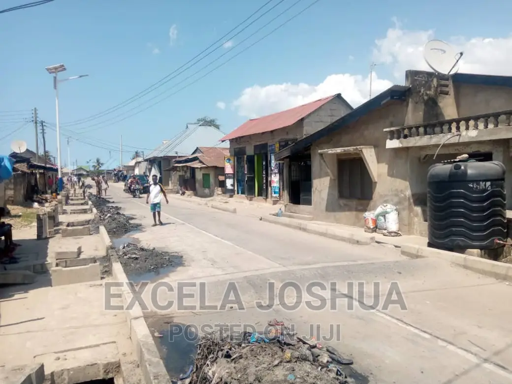 6bdrm House in Excela Joshua, Kinondoni for sale