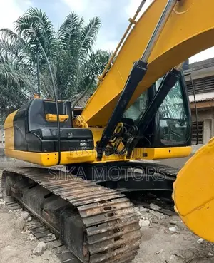 Cat Excavetor