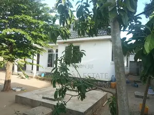 3bdrm House in Mbweni, Kinondoni for sale