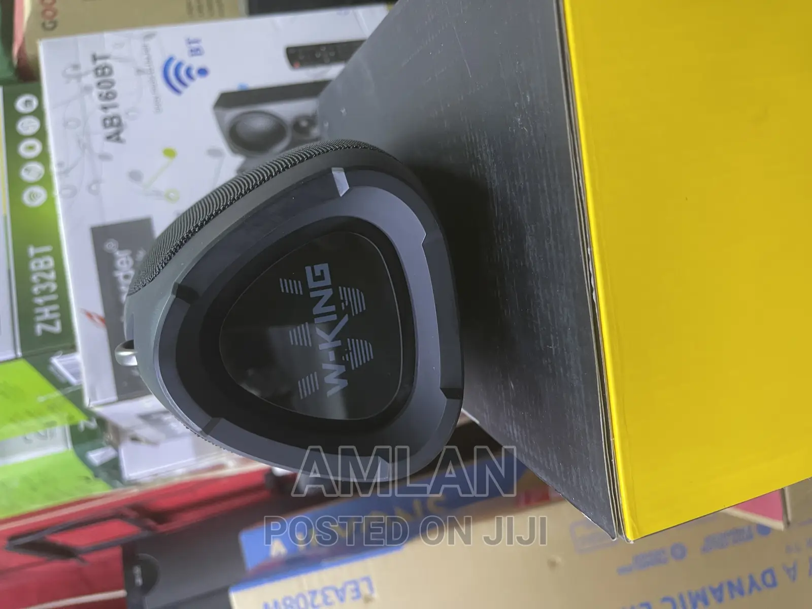 W King X10 Bluetooth Speaker
